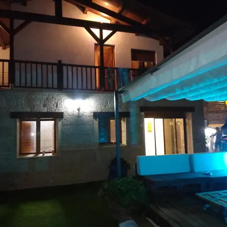 Casa Ecoeficiente Eguzkilore Torrelles Esterno foto